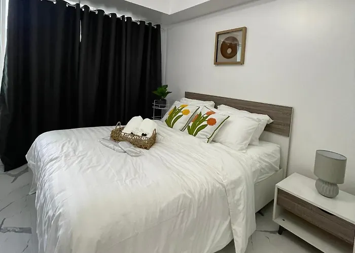 Azure Urban - View 1br - Ps4, Billiards, Netflix, Karaoke Aparthotel