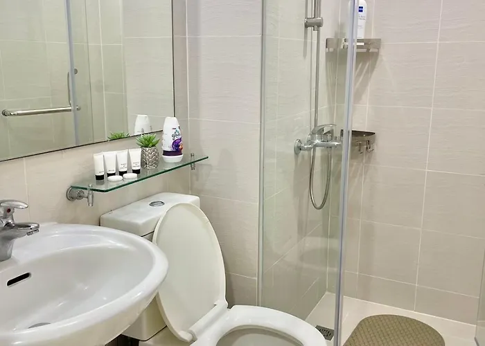 Aparthotel Azure Urban - View 1br - Ps4, Billiards, Netflix, Karaoke Manila